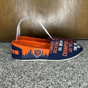 NFL Chicago Bears Loafers Navy and Orange Size Medium Youth
